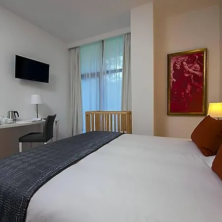 Parque Serra Da Lousa Hotel 4*