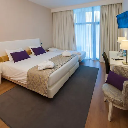 Parque Serra Da Lousa 4*