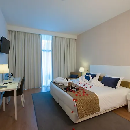 Parque Serra Da Lousa Otel