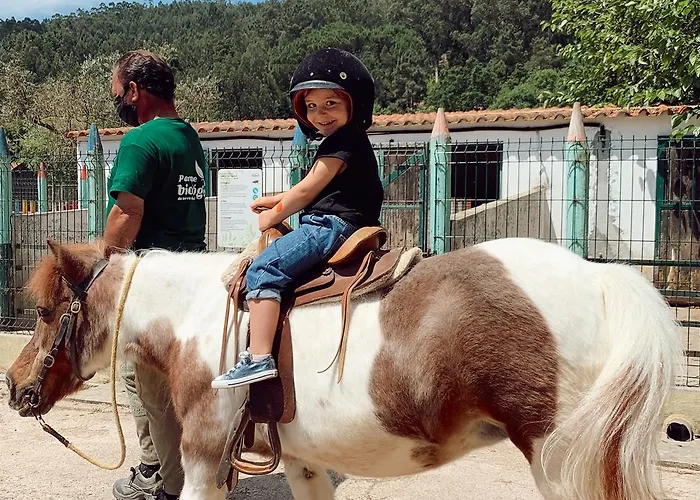 Parque Serra Da Lousa מלון 4*
