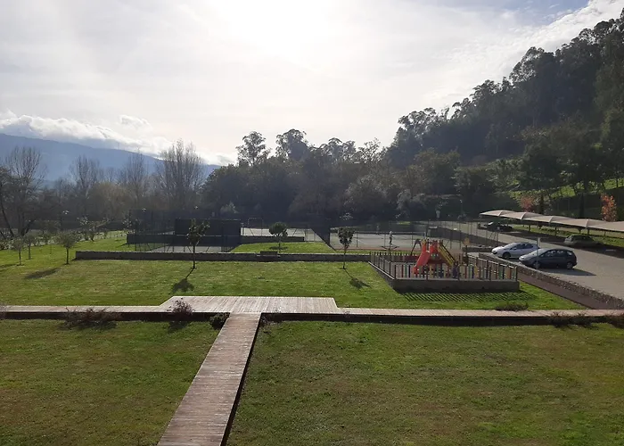 מלון Parque Serra Da Lousa