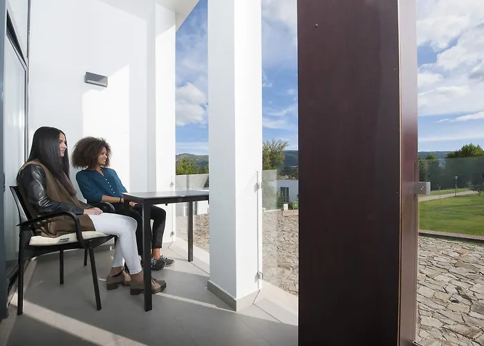 Parque Serra Da Lousa Отель Миранда-ду-Корву