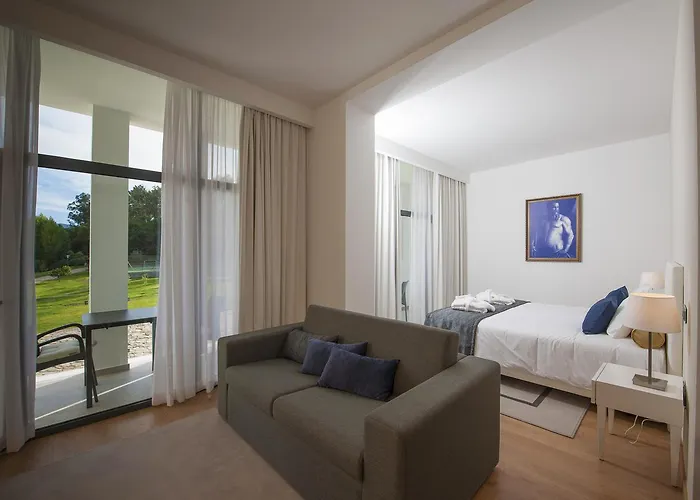 Parque Serra Da Lousa 4* Миранда-ду-Корву